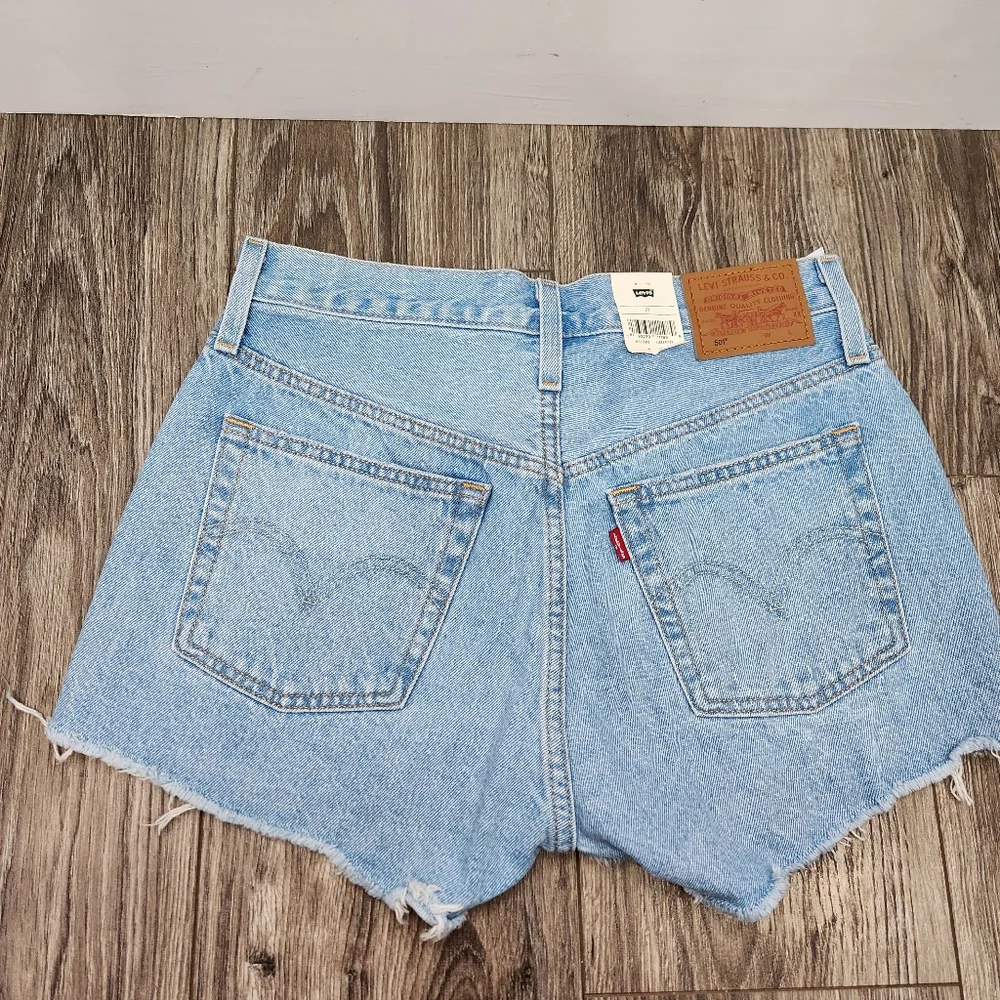 NWT Levis 501 Premium High Rise Button Fly Denim Shorts 27 - Picture 8 of 13